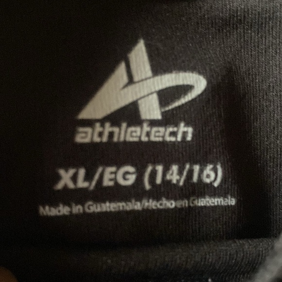 Athletech XL 14/16 shirt. Approximately 24 inches long - Picture 5 of 6